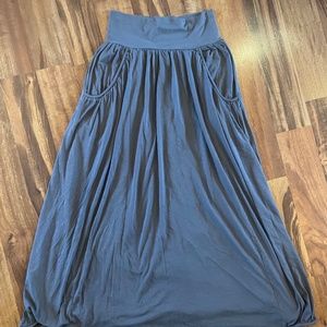 Garnet hill maxi skirt